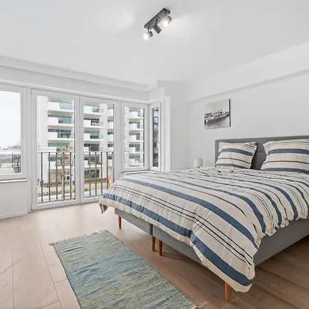 Apartament Splendid Two-bedroom Flat Frontal Seaview - 